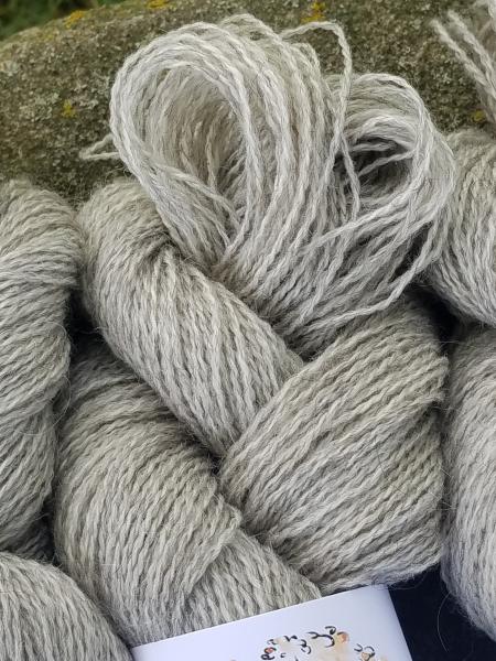 Hilltop Gotland Wool - Fingering - Natural Silver picture