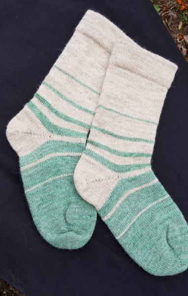 1910 Shepherd Socks-Ombre Fawn and Meadow-Women’s Size 6-8