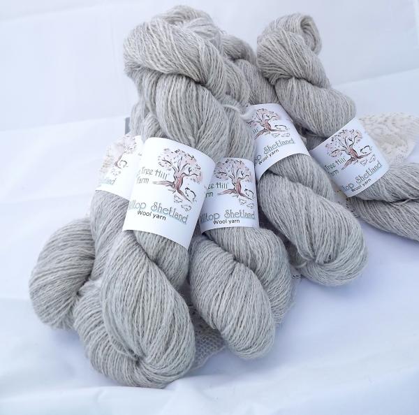 Hilltop Shetland Fingering 200 or 400 YD Skein -Natural Dove Grey