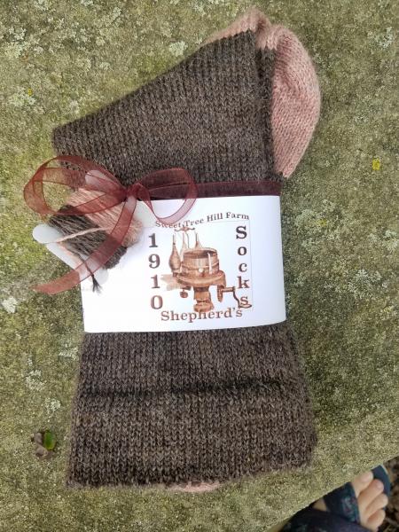 1910 Shepherd Work Socks-Natural Shaela, Hand Dyed Shappy Chic Pink Cuffs/Heels, --Womens's size 7-9 picture