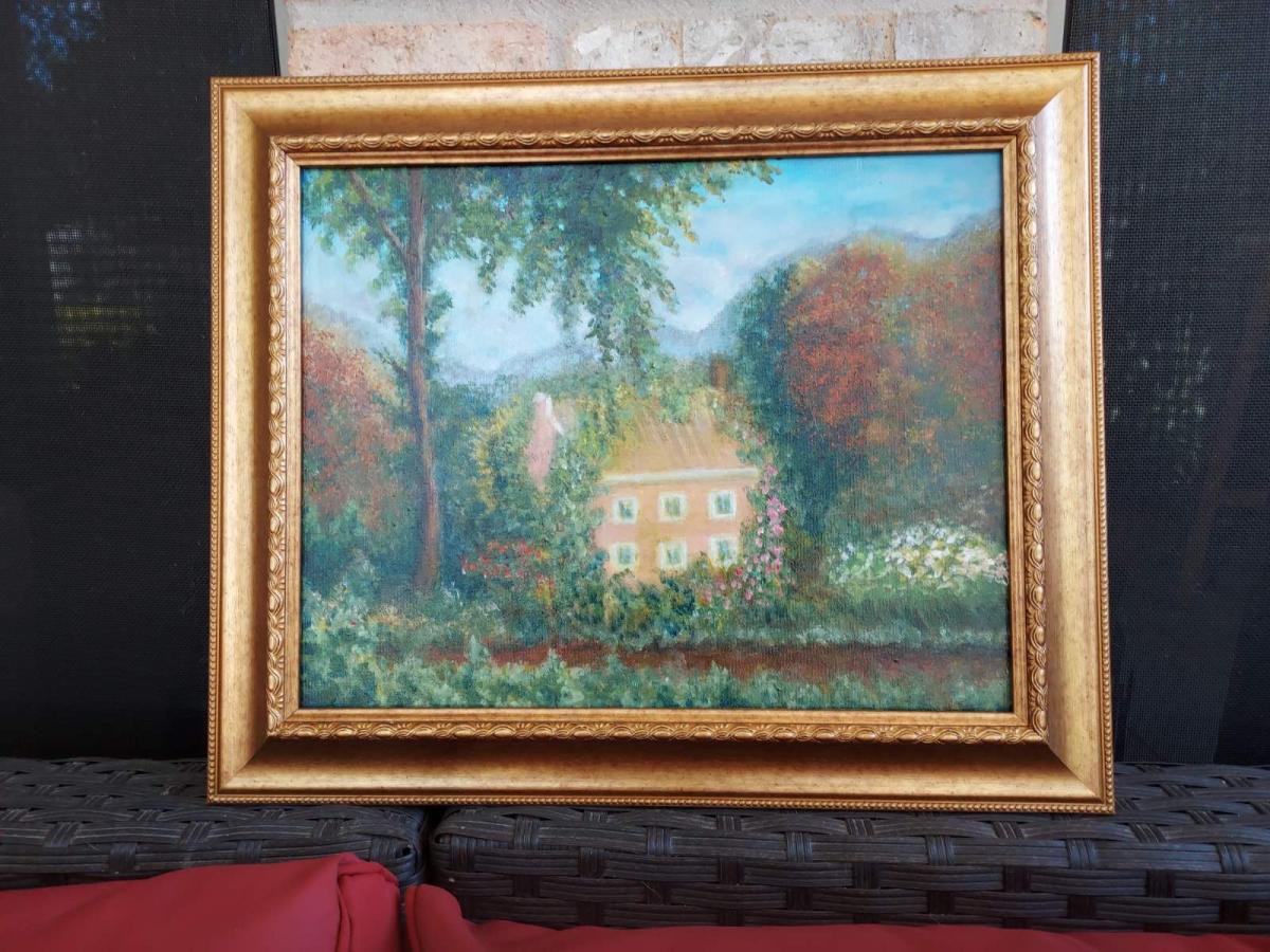 Hidden Cottage picture