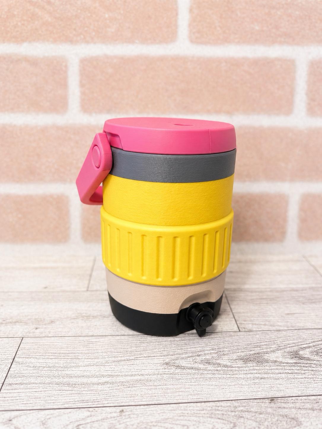 12 oz Standard Cooler Can Holder picture