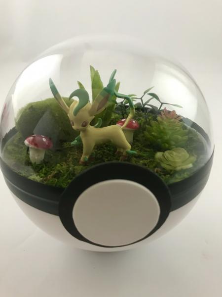 Leafeon Large Pokeball Terrarium