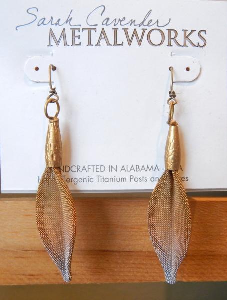 Folded Mesh Leaf Earring