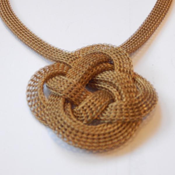 Clover Knot Necklace picture