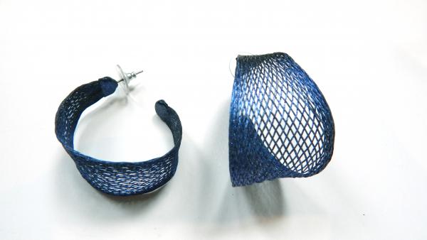 Fine Mesh Ribbon Earring picture