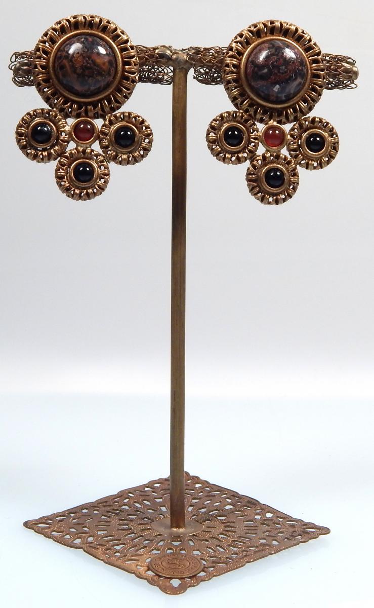 Grand Filigree and Stone Earring picture