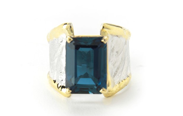 London Blue Topaz Split picture