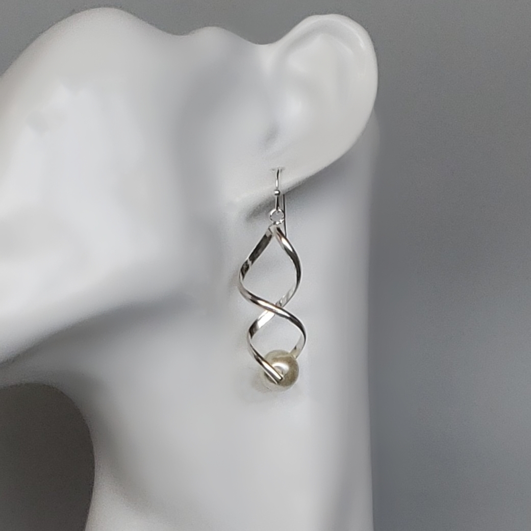 Swirl Earrings picture