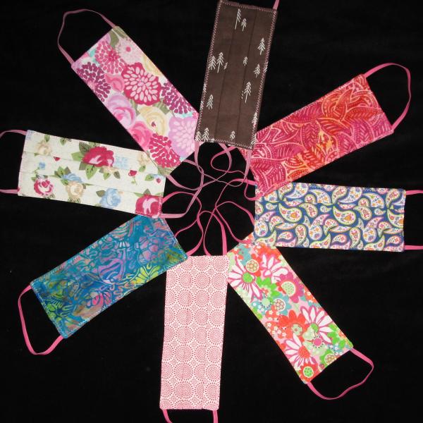 Face Masks w/Pink Elastic picture
