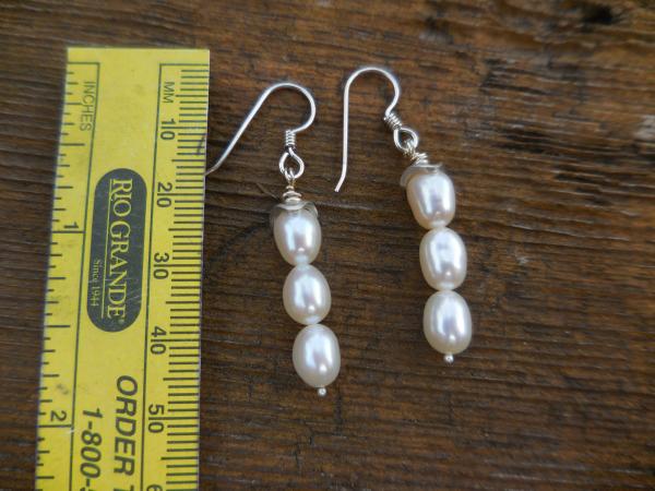 Three freshwater white pearls with argentium cap LY E 6976 picture