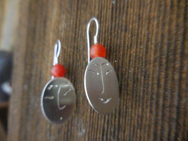 Oval faces in sterling silver with matte carnelian beads LY E 7755 picture