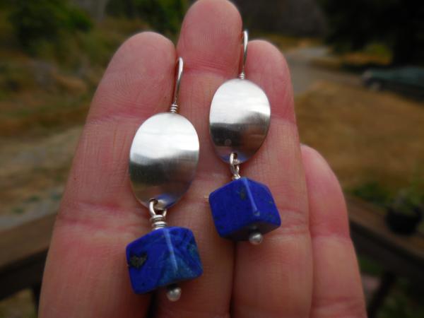 Sterling silver oval domes with lapis square beads LY E 7722 picture