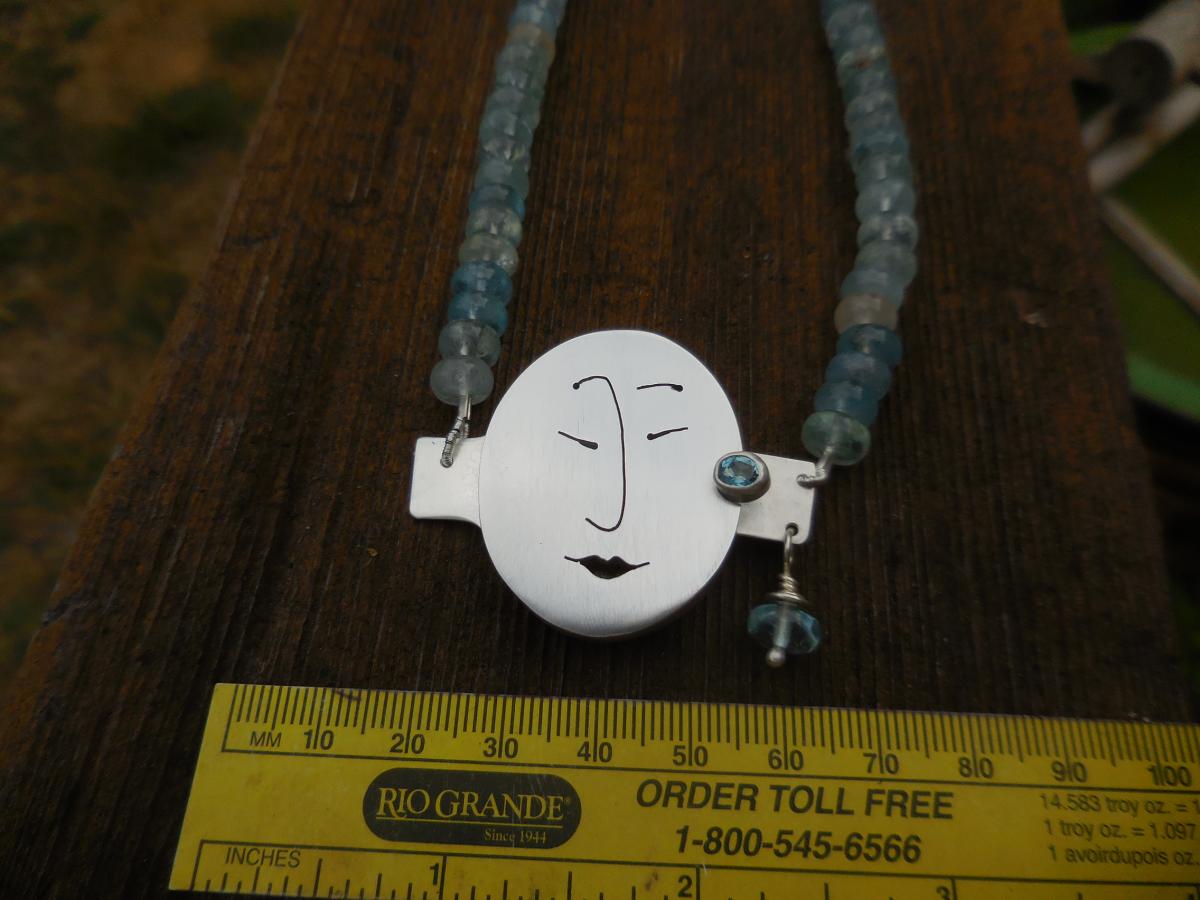 Unmentionables Face clasp in sterling silver with aquamarine LY N 3333 picture