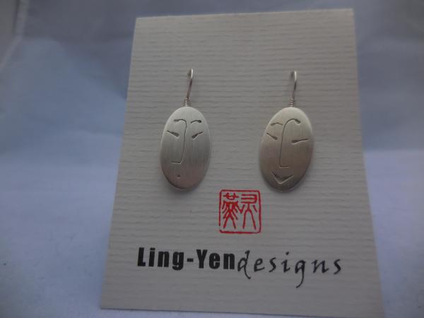 Oval hanging hand pierced earrings LY E 7719 picture
