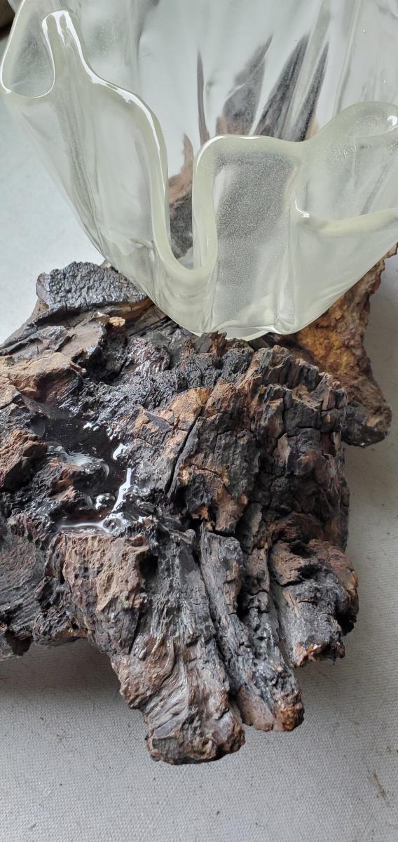 Resin & Driftwood picture