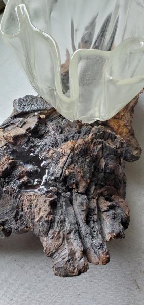 Resin & Driftwood picture