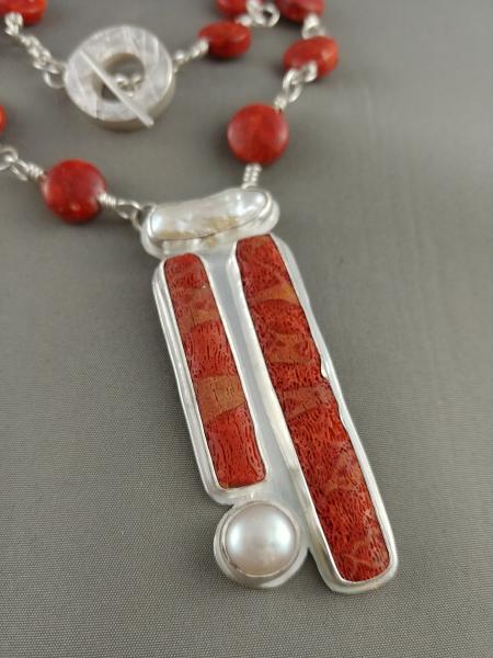 Apple Coral Necklace