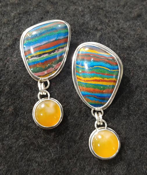 Rainbow Calsilica & Yellow Opal picture