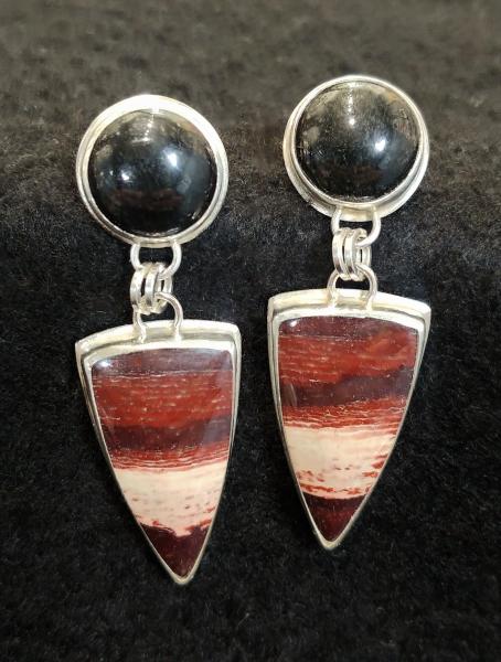 Snakeskin Jasper & Black Onyx picture