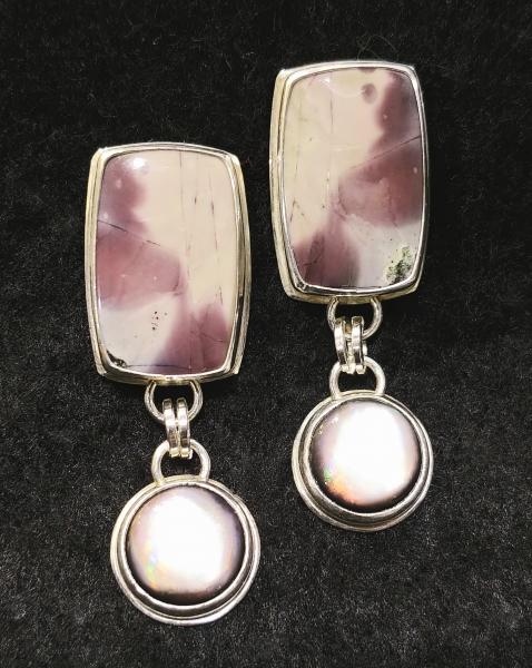 Porcelain Jasper & Black Mother-of-Pearl picture