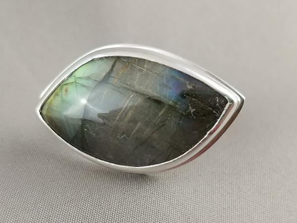 Labradorite picture