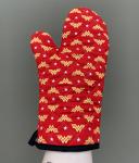 Wonder Woman red oven mitt