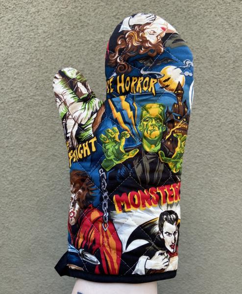Classic movie monsters oven mitt picture