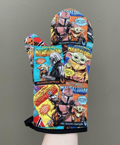 Mandalorian comic covers oven mitt