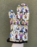 Peanuts oven mitt