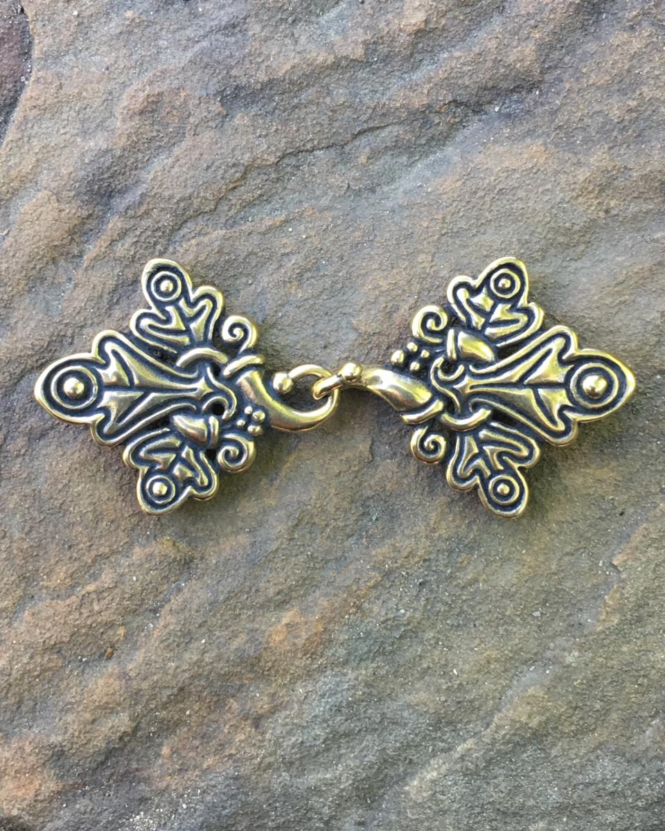 Small Cloak Clasps picture