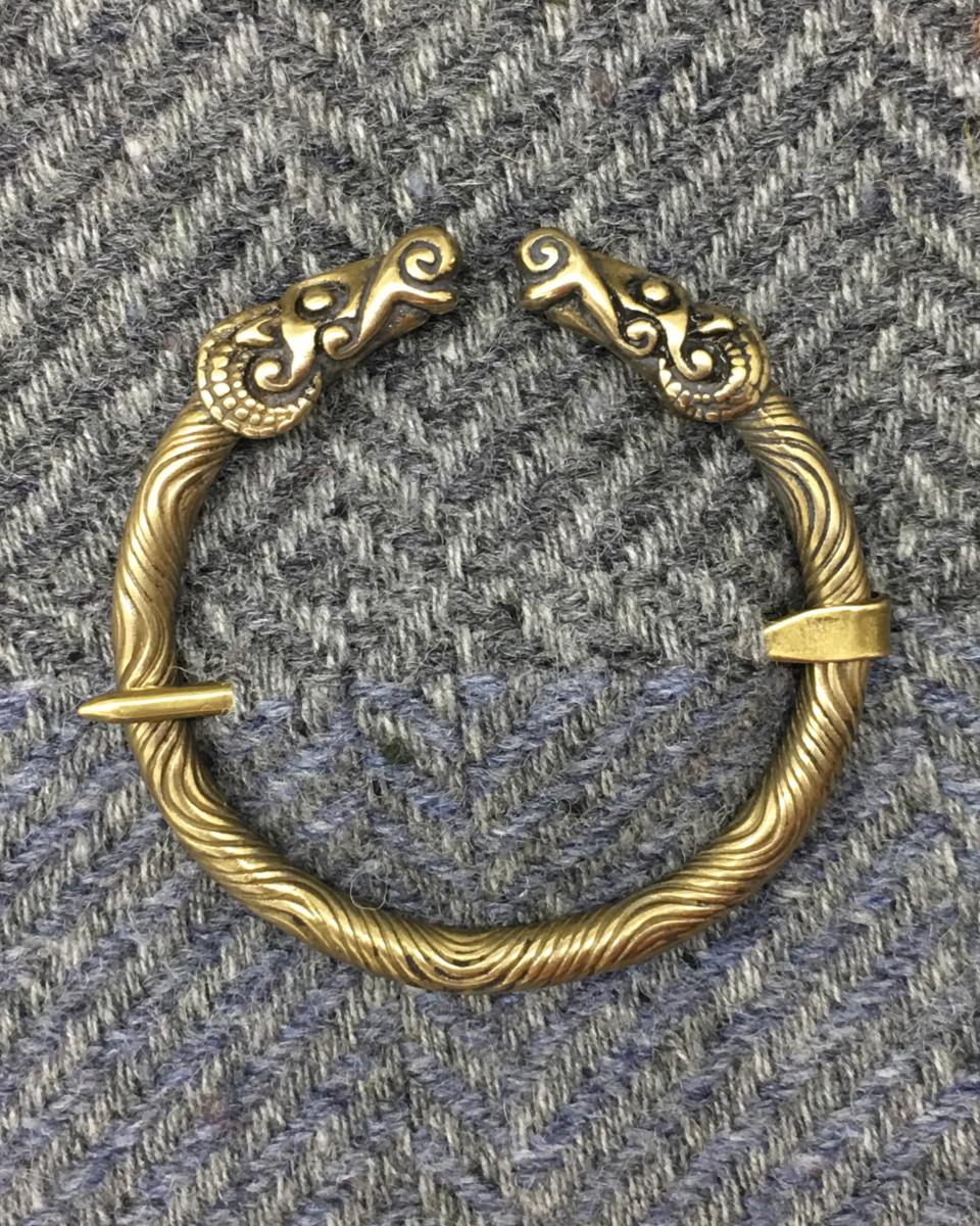 Heavy Kilt Brooch picture