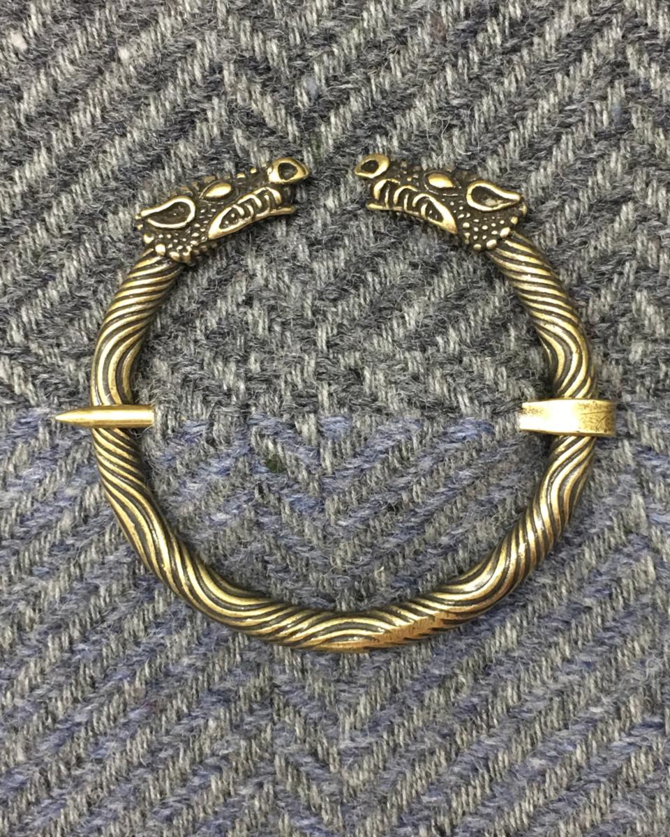 Heavy Kilt Brooch picture