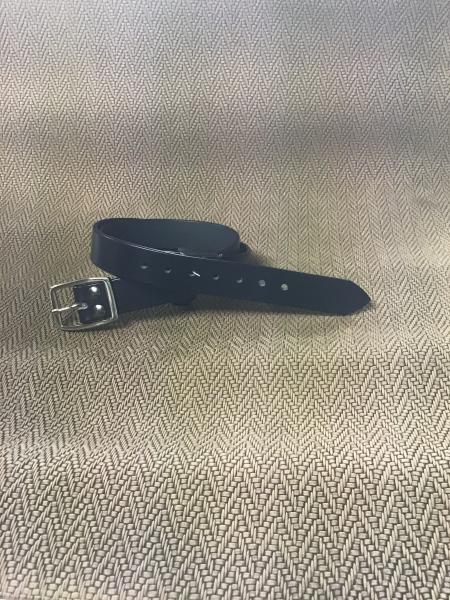 1 1/4” plain black belt picture