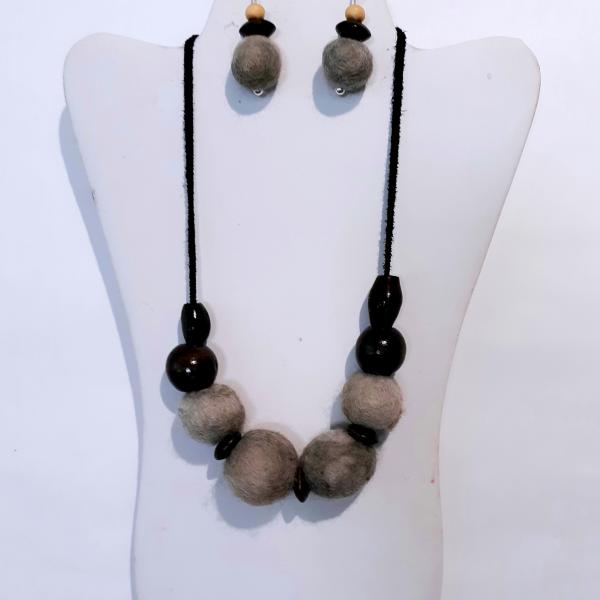 Wood and felt bead necklace/earring set picture