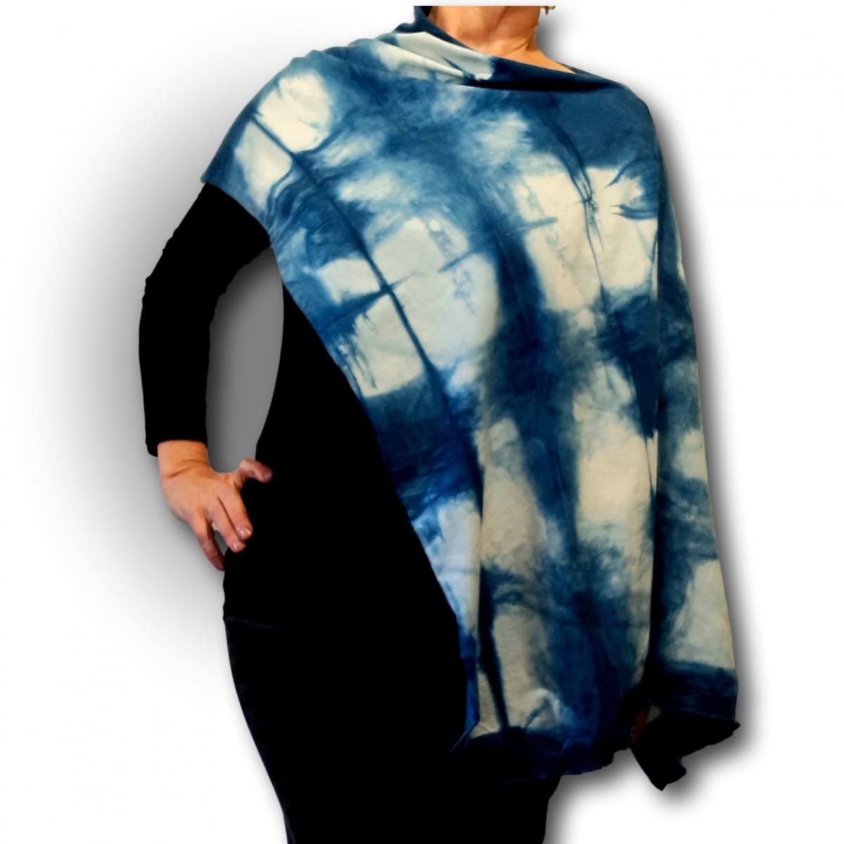 Organic cotton jersey Indigo Shibori Capelet/Scarf picture