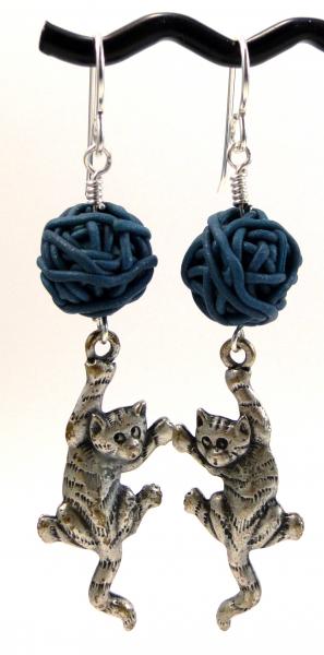 Blue "Yarn Kitty" Earrings