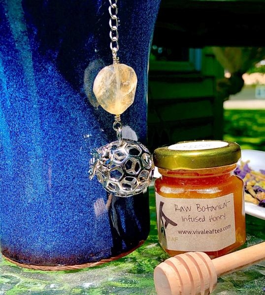 Honey Bee Charmed Loose Tea Infuser with Citrine picture