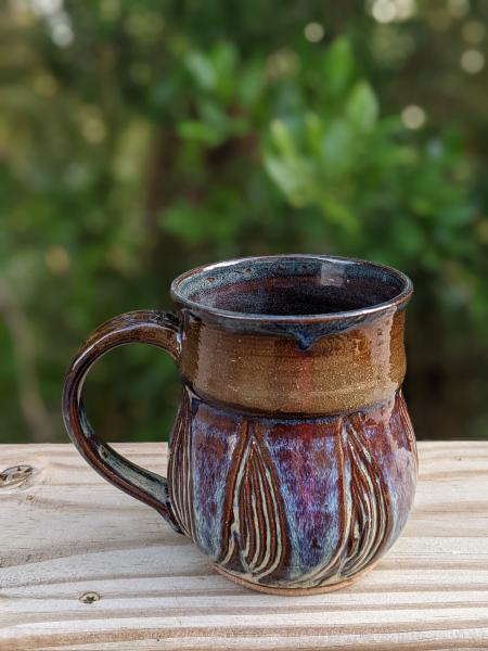 Blue and brown mug picture