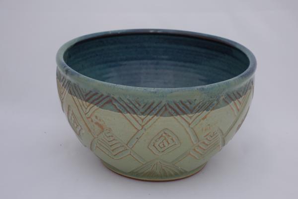 Serving bowl