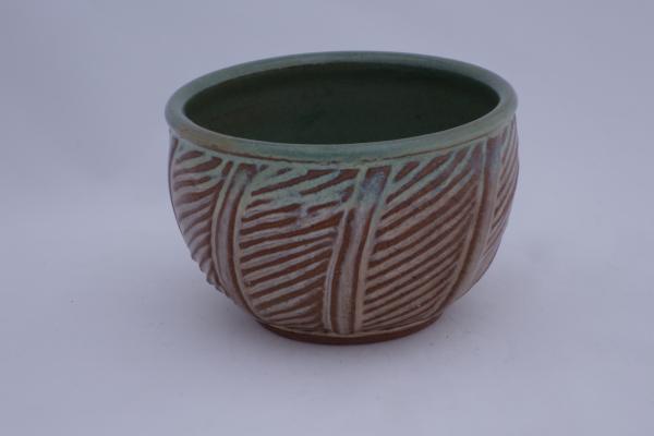 sm green/tan bowl