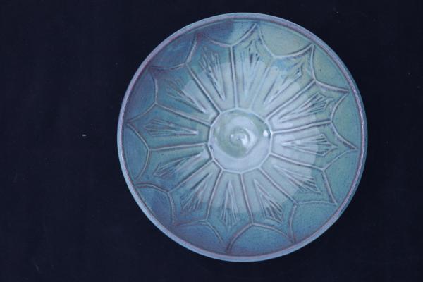 wide shallow serving bowl picture