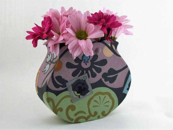 Purple-Green Pouch Vase with Scallop Top picture