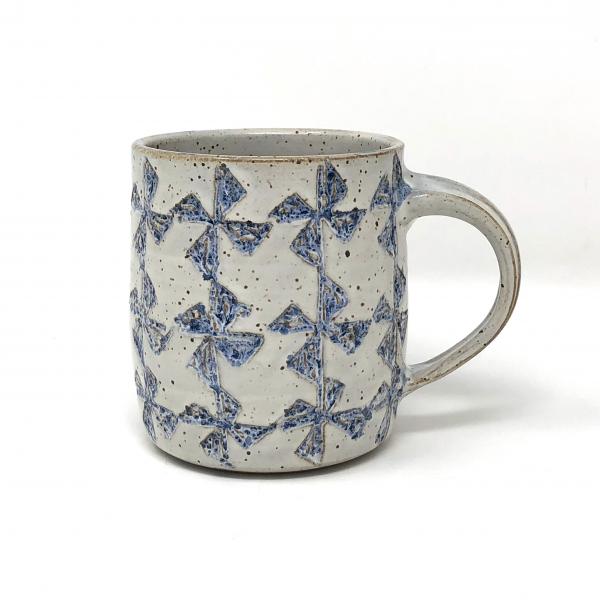 Blue Pinwheel Mug picture