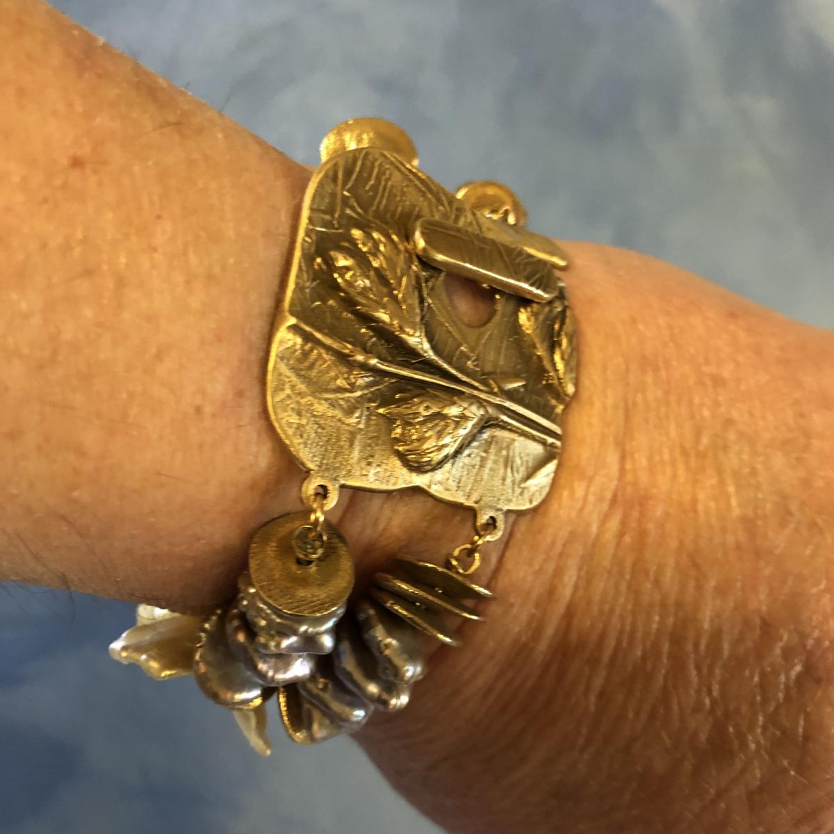 Botanical Toggle with Mauve Fancy Pearls picture