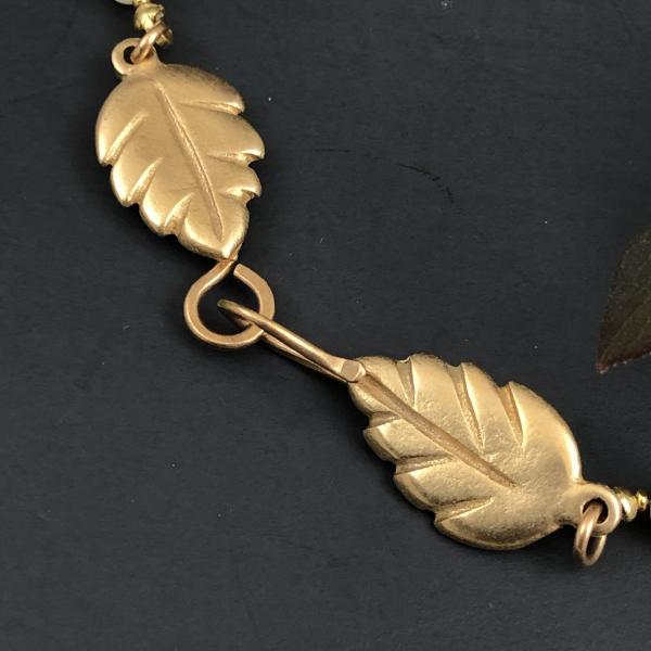 Tri-leaf Bronze Necklace picture