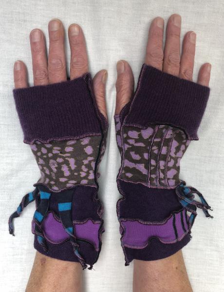 Purple Plum Pulse Warmers picture