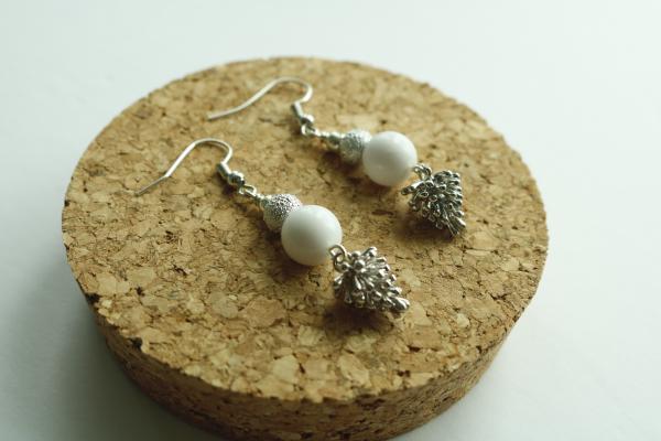 White Snow Earrings picture
