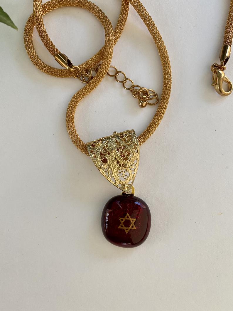 Gold Leaf Necklace picture