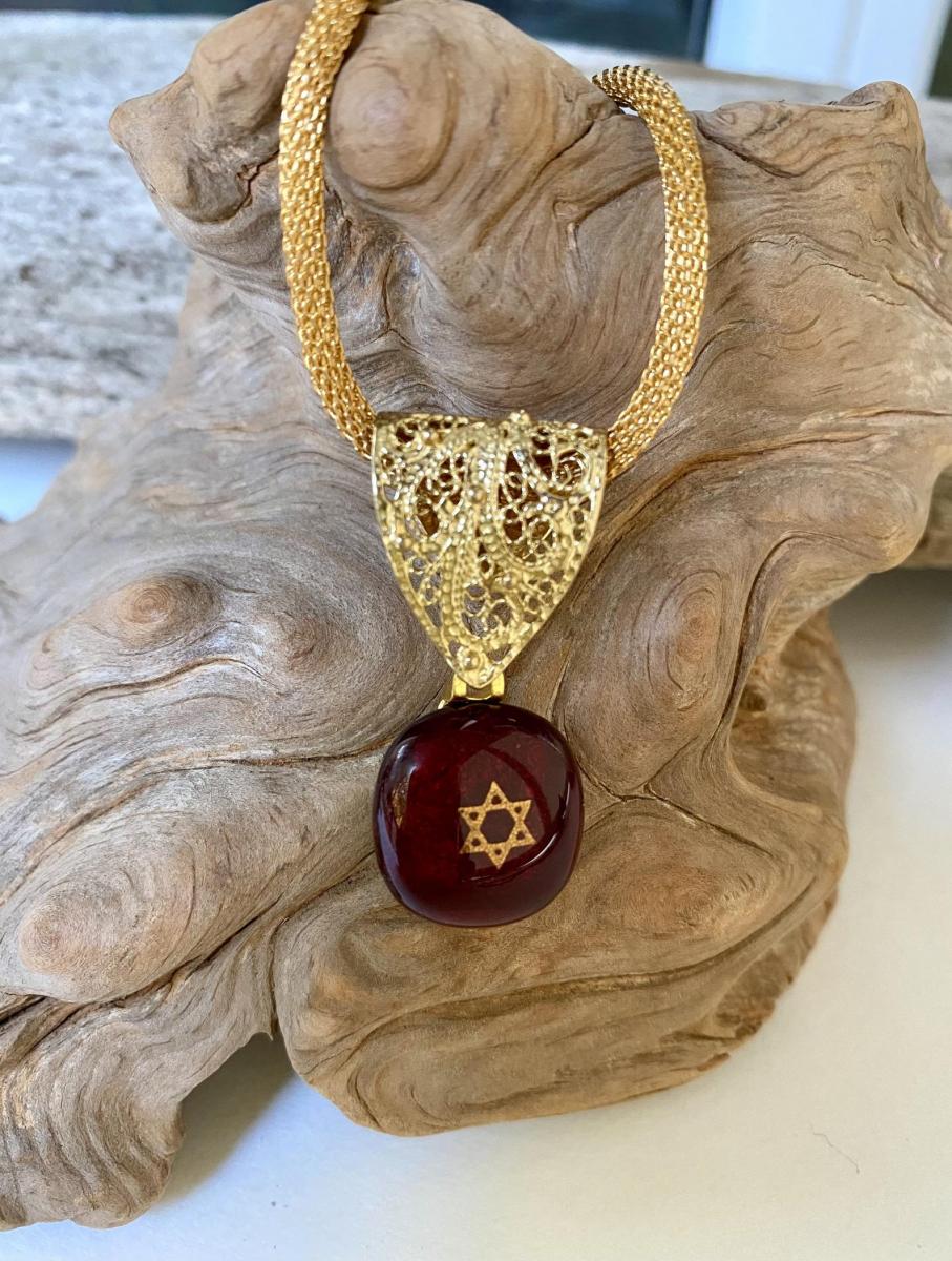 Gold Leaf Necklace picture